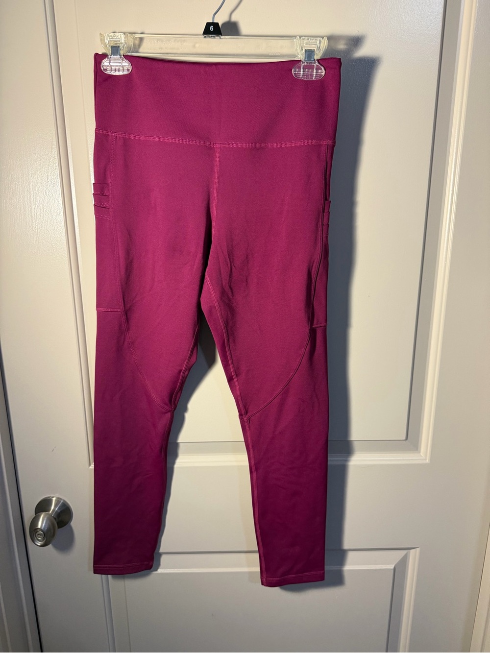 Zyia Cranberry Light-n-Tight Active Leggings with Triple Side Pockets
